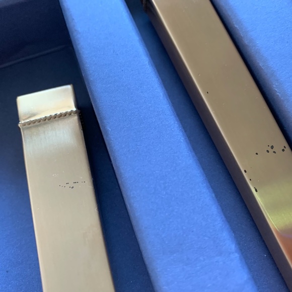 Vera Wang Wedgewood "Love Knots" Gold/Silver Cake Knife & Server Set - Picture 5 of 7